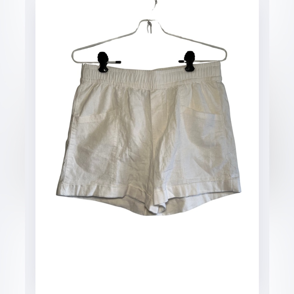 Old Navy Women's Cream High Waist Shorts